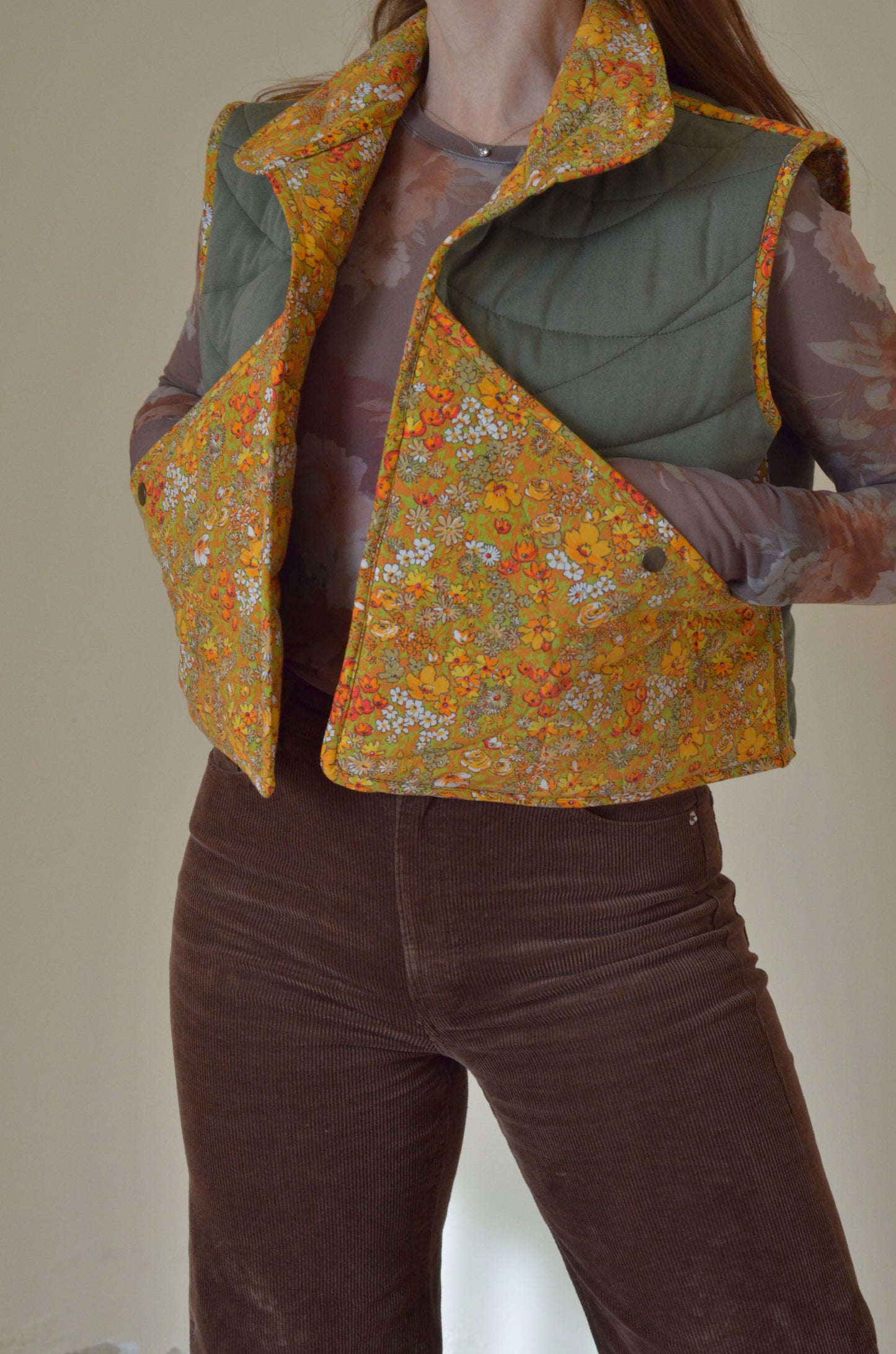 Quilted vest with collar