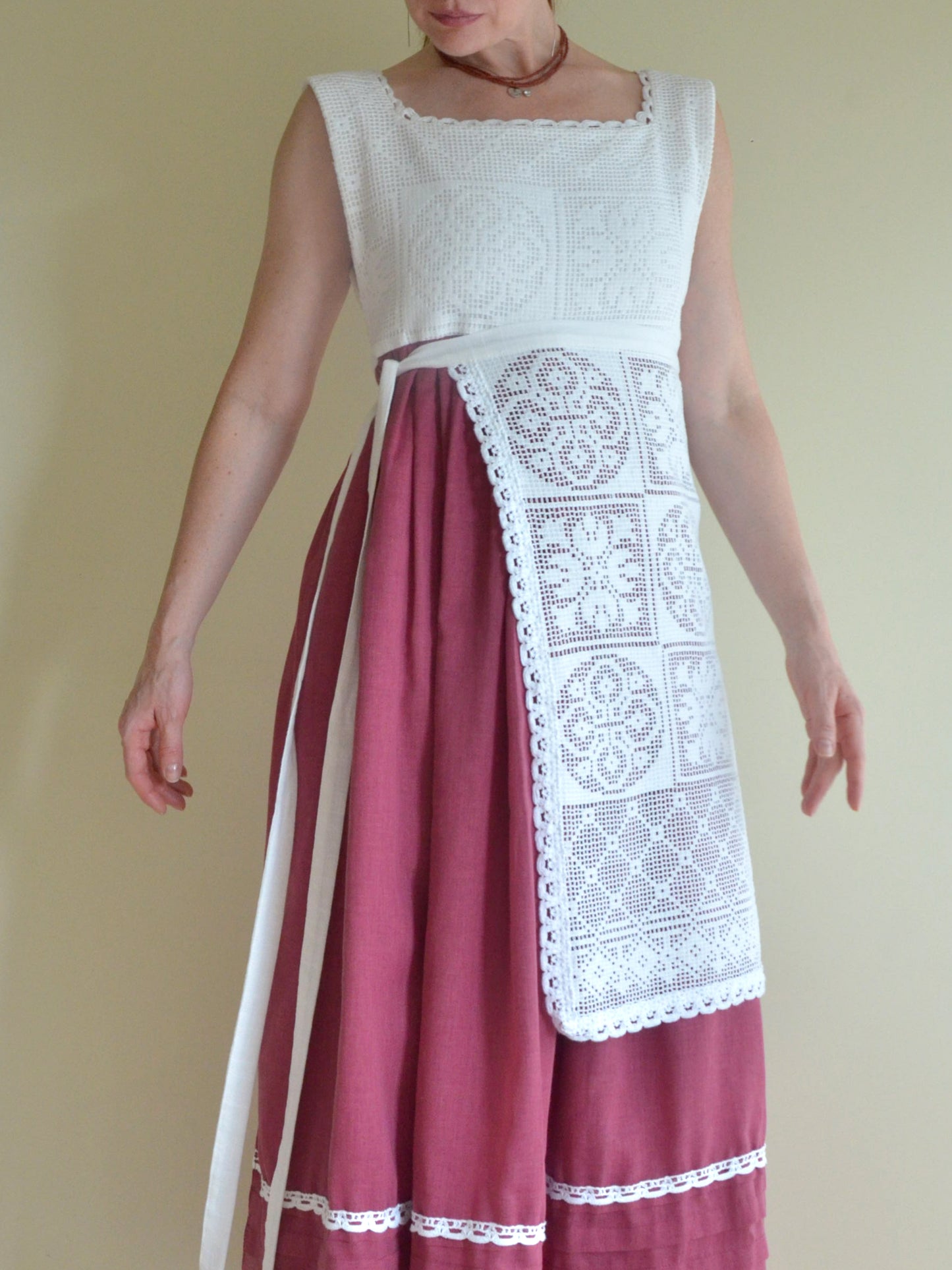 Lace Apron/Overskirt