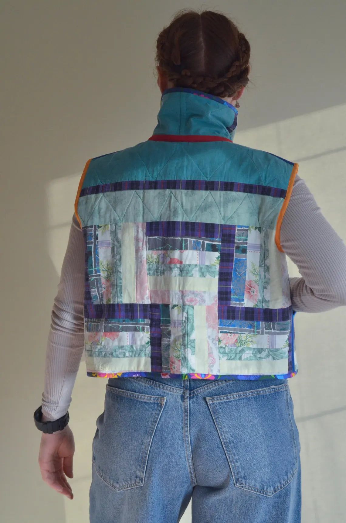 Quilted vest with collar