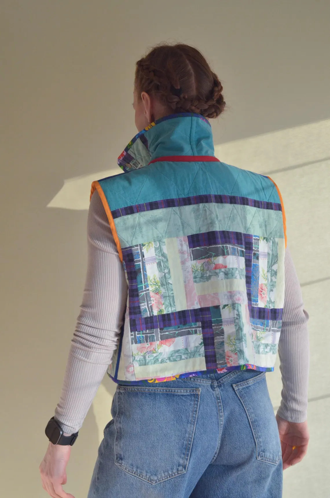 Quilted vest with collar
