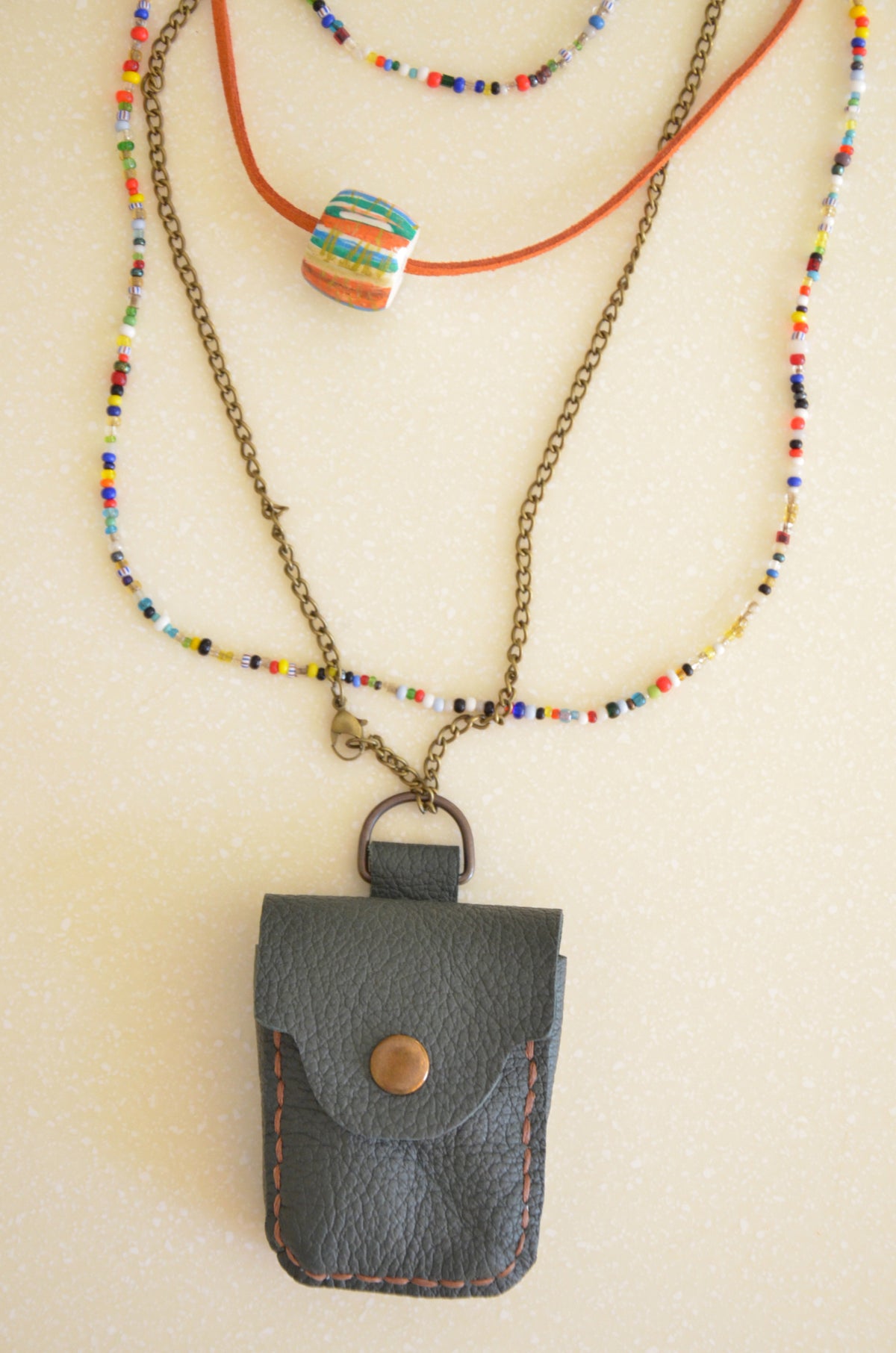 Bag Pendant Necklace (Green)