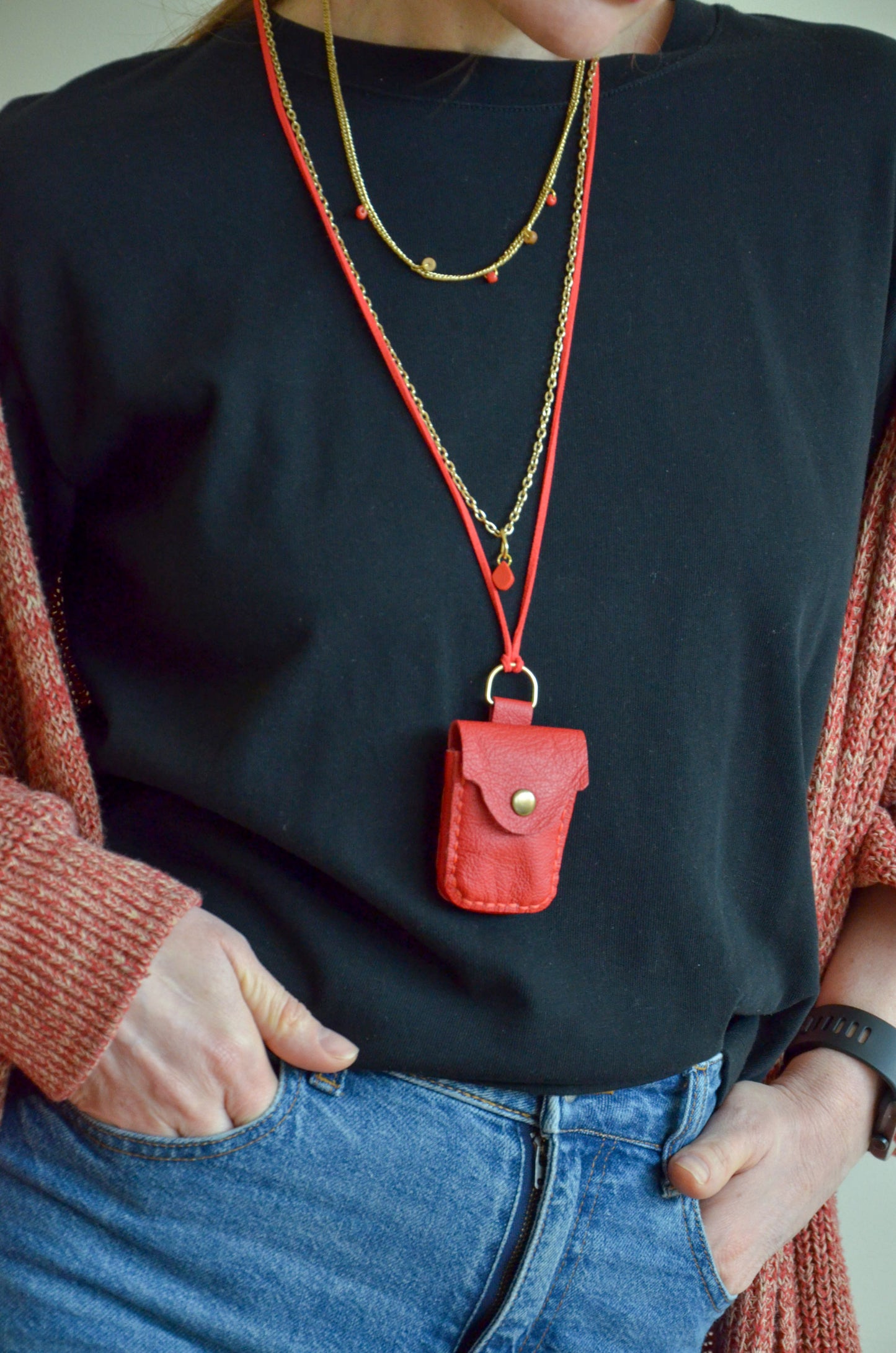 Bag Pendant Necklace (Red)