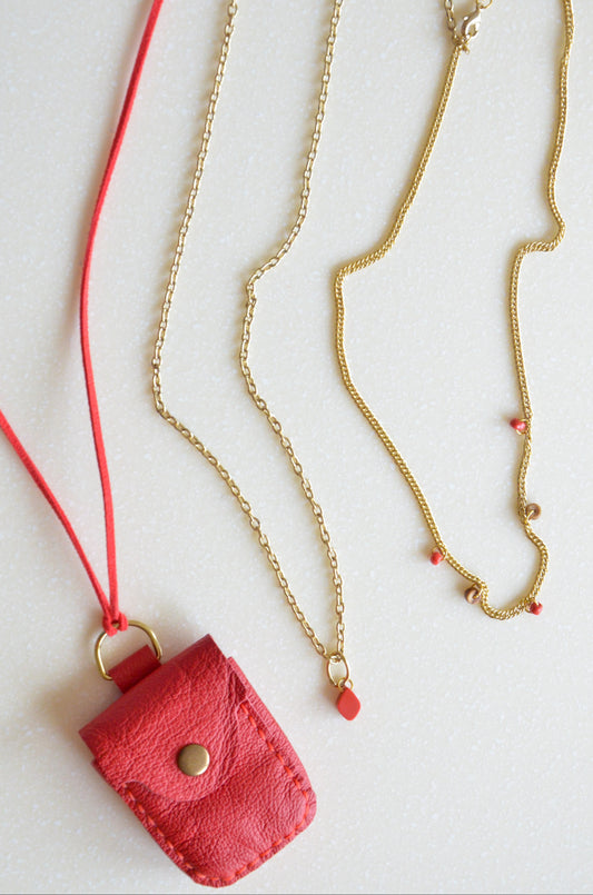 Bag Pendant Necklace (Red)