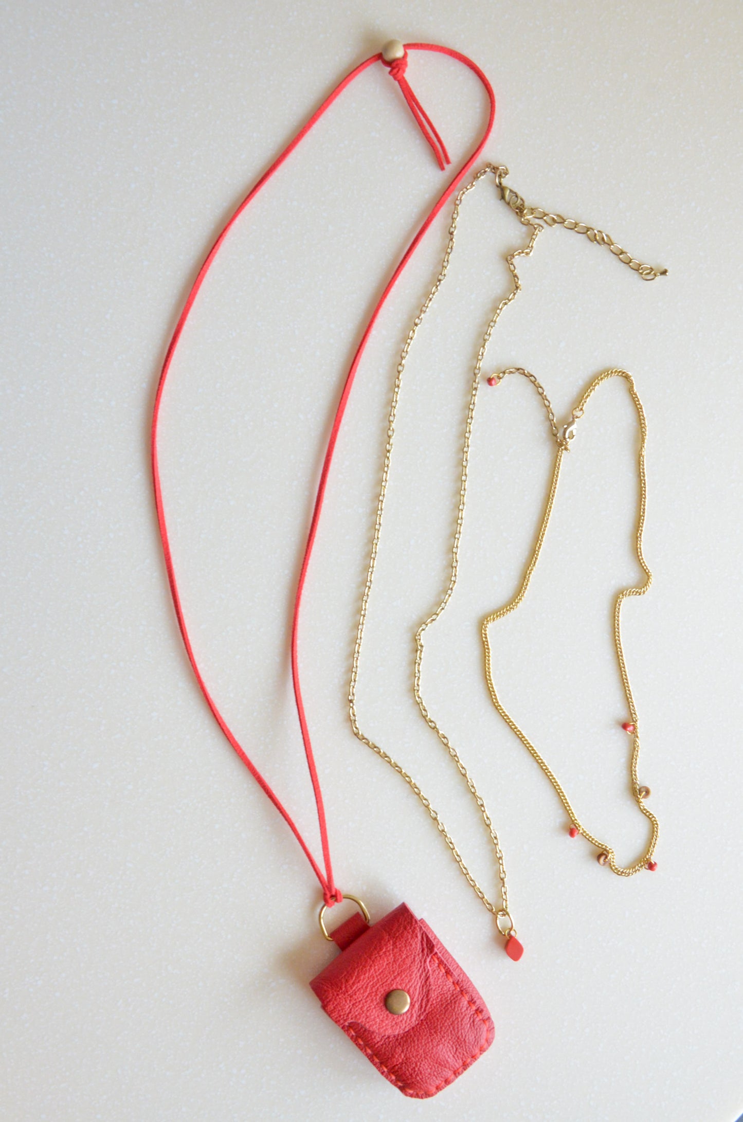 Bag Pendant Necklace (Red)