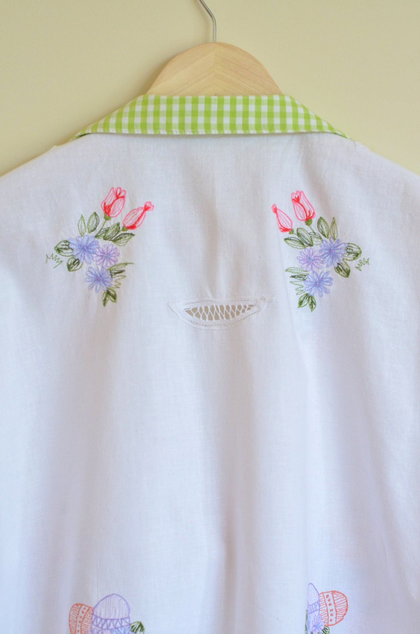 Shirt with Embroidery